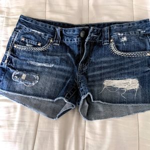 Denim distressed shorts